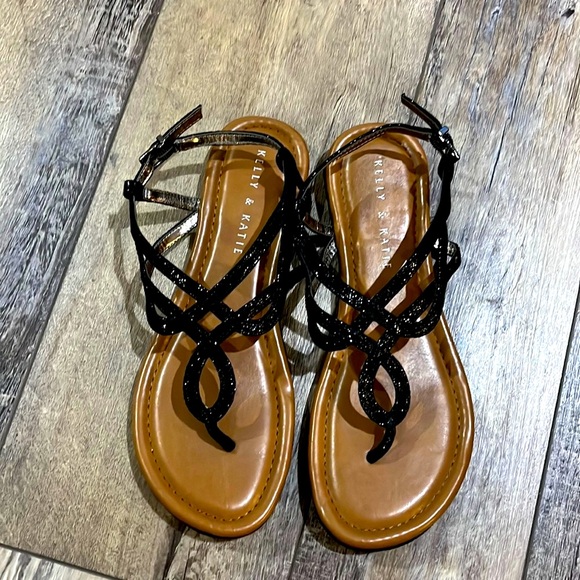 strappy flat sandals - Picture 1 of 3